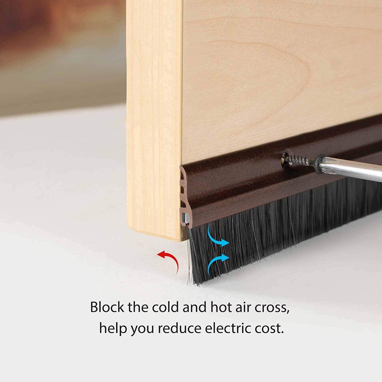 Dust barrier brush