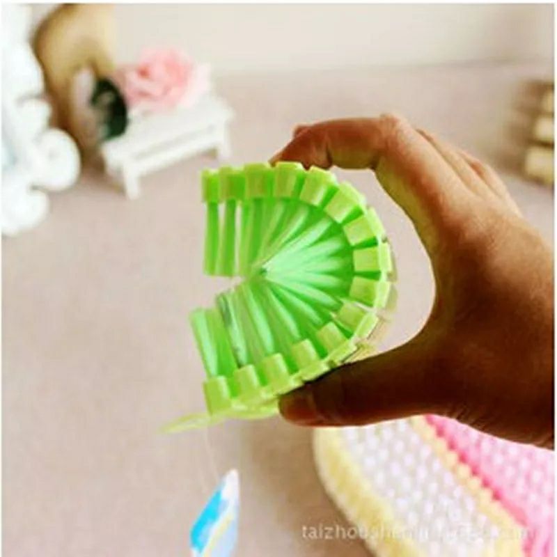 Cleaning brush