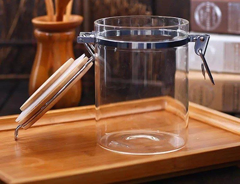 Storage jar