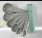 Measuring spoon