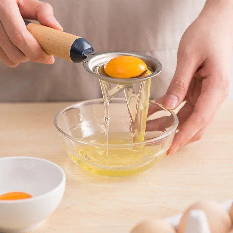 Egg separator