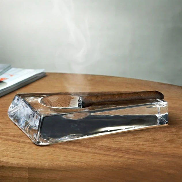 Nude Fumo Cigar Ashtray - 11.7cm