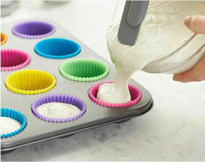 Quality silicone cupcake tray