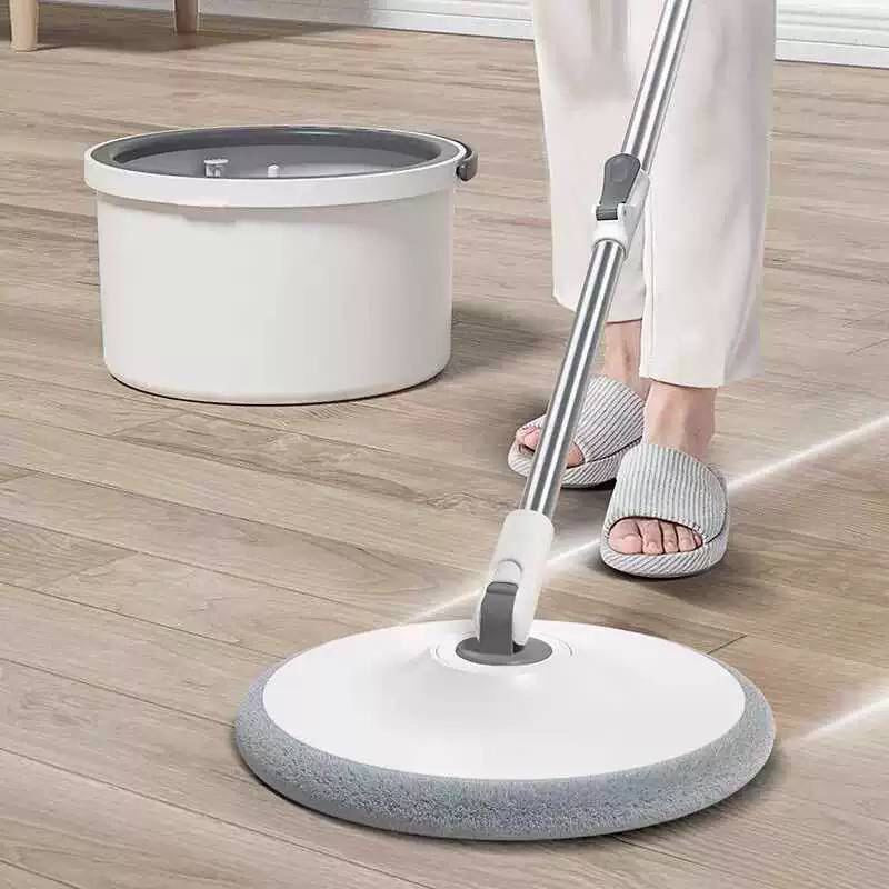 Rotating bucket