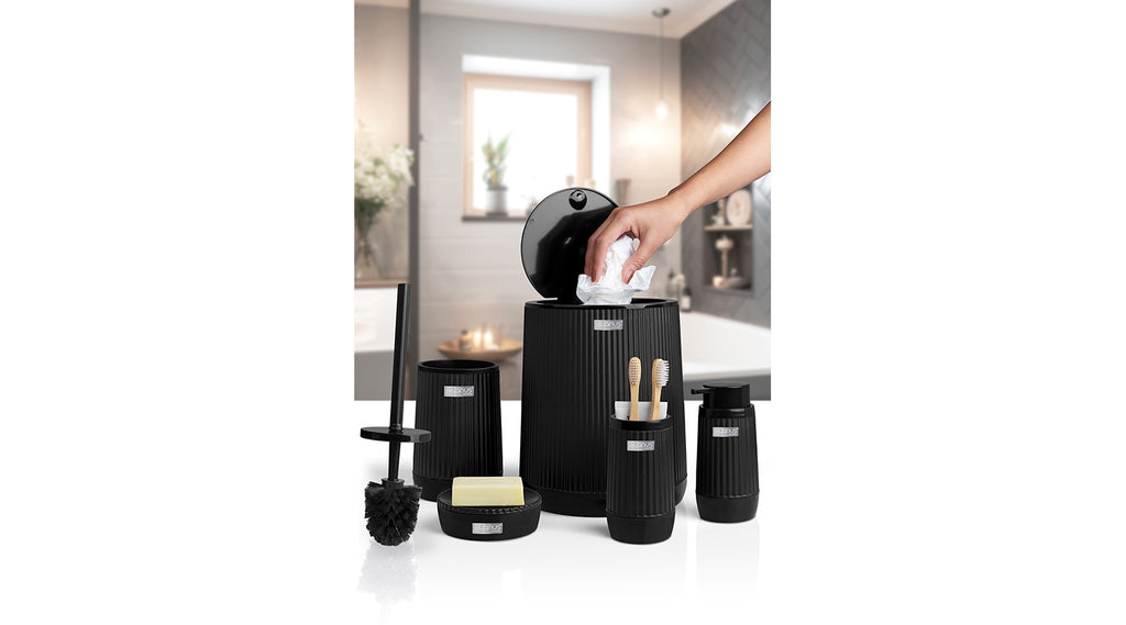 Nida 5-Piece Bathroom Set / black