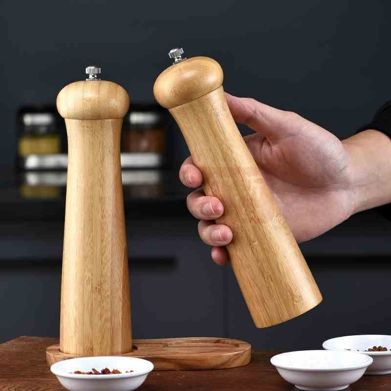 wooden classic Pepper Grinder middle