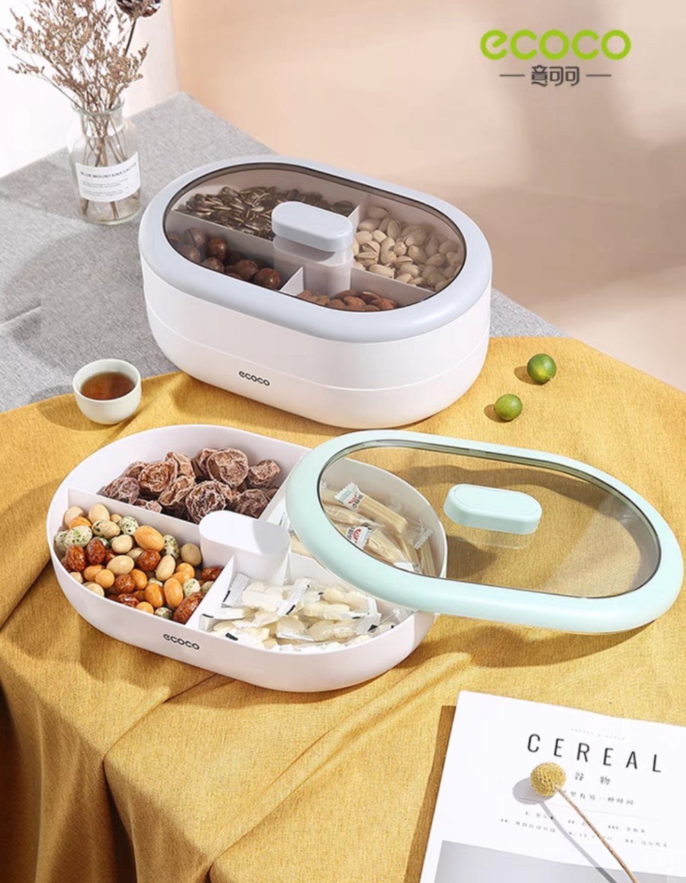 Ecoco snack plate divided into 2 layers