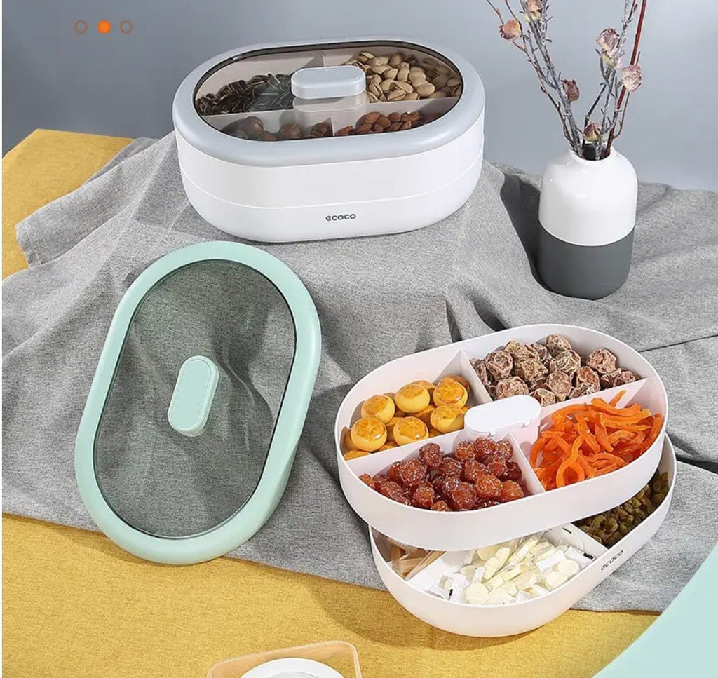 Ecoco snack plate divided into 2 layers