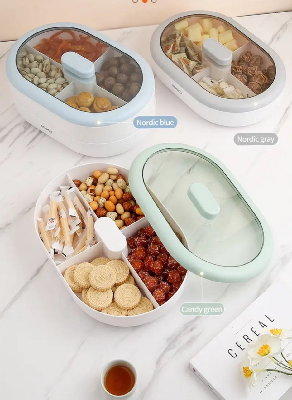 Ecoco snack plate divided into 2 layers